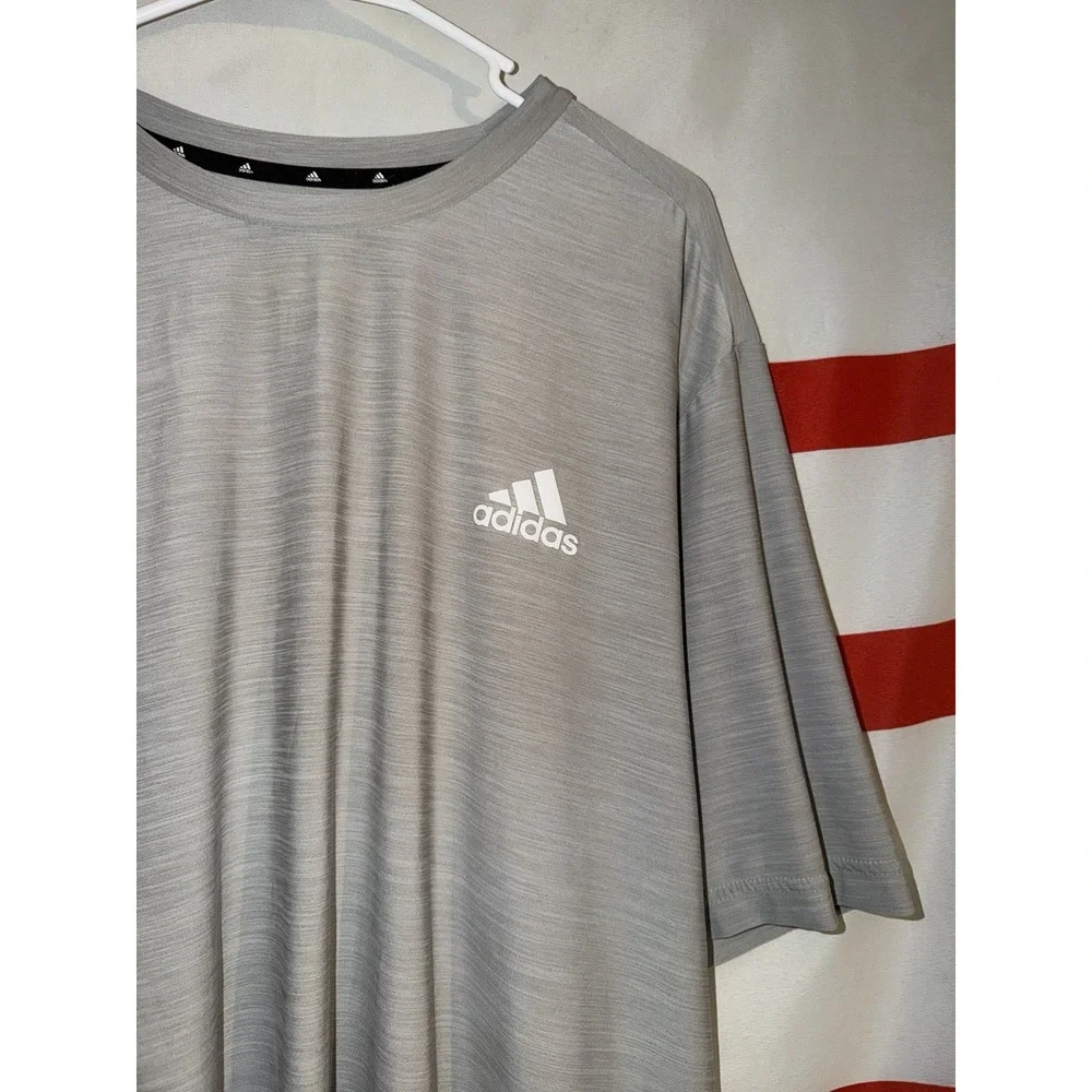 Adidas T Shirt Mens 2XL Gray Activewear Tee Stretch Performance Aeroready